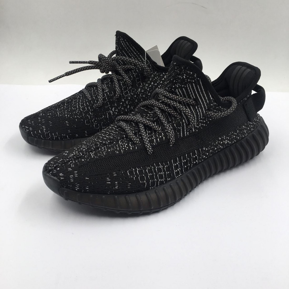 white oreo air jordan 4